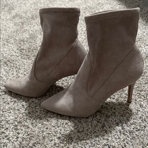 Steve Madden Women's Grey/Taupe Pointed-Toe Stiletto Ankle Boots